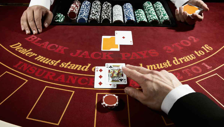 Chia sẻ từng phương pháp chơi bài Blackjack hiệu quả nhất hiện nay Chia sẻ từng phương pháp chơi bài Blackjack hiệu quả nhất hiện nay